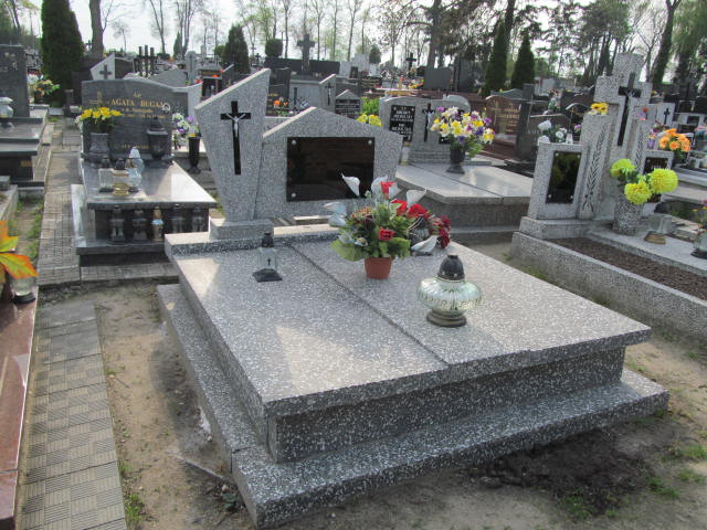  NN Turek - Grobonet - Wyszukiwarka osób pochowanych