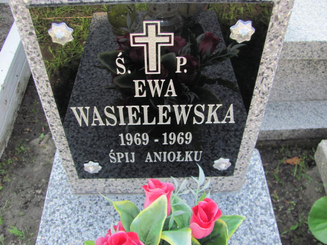 Ewa Wasielewska 1969 Turek - Grobonet - Wyszukiwarka osób pochowanych